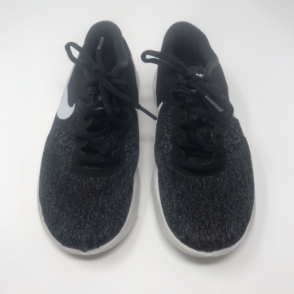 Black nike size 6.5 women’s